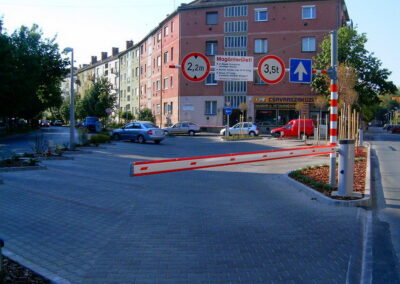 2007 Pécs, Kolozsvár u. – Parkolóépítés