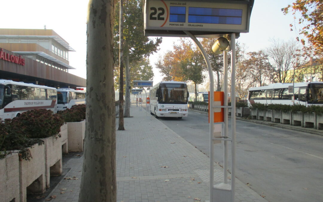 2015 Pécs Buszpályudvar – Burkolat felújítás