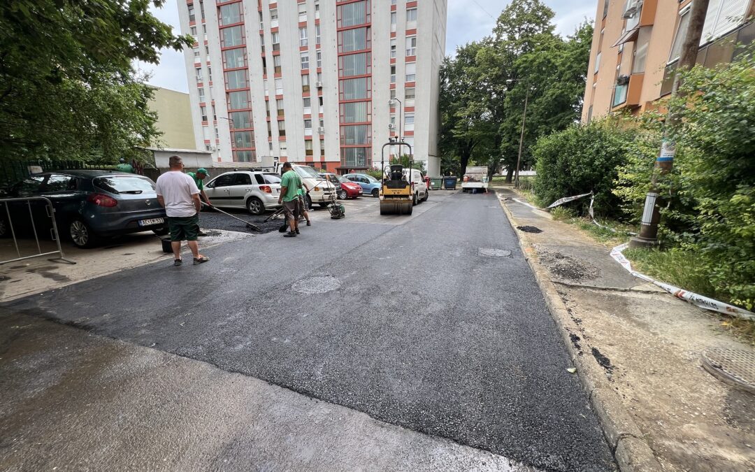 Pécs Varsány utca – aszfaltozás